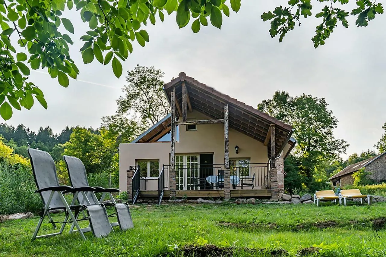 Villa Gite L'Ane Qui Rit à Le Breuil  Hébergement de vacances Le Breuil (Allier)